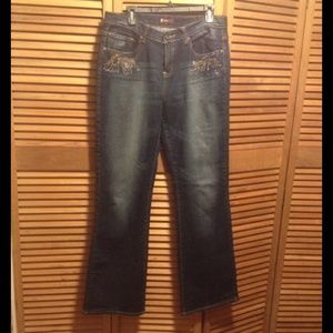 Sweet Vibe Jeans with Embellishments